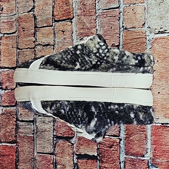 VINTAGE HAVANA FURRY MULE, WOMANS SIZE 6.5 GUC - Picture 7 of 10